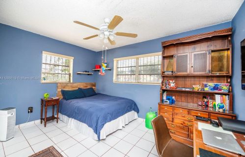 1031 53 St, Hialeah FL  33012-2202 exterior