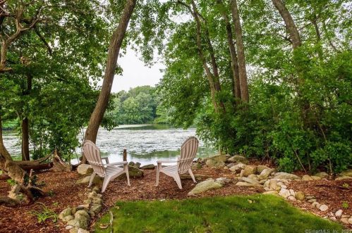 23 Freedom Way, Glastonbury, CT 06033-2842