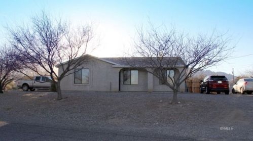 114 Doggie Dr, Safford, AZ 85546-2367