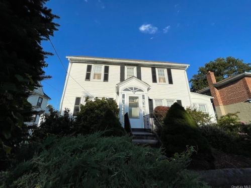 311 Rich Ave, Mount Vernon NY  10552-3010 exterior