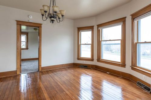 527 Elizabeth St, Mishicot WI  54228-6008 exterior