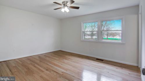13404 Nickleson Dr, Woodbridge VA  22193-4131 exterior