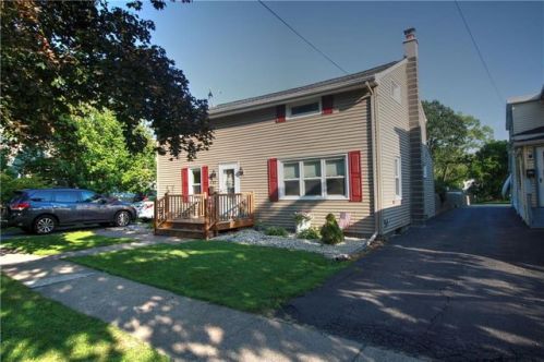 137 Niagara St, Canandaigua, NY 14424-2020