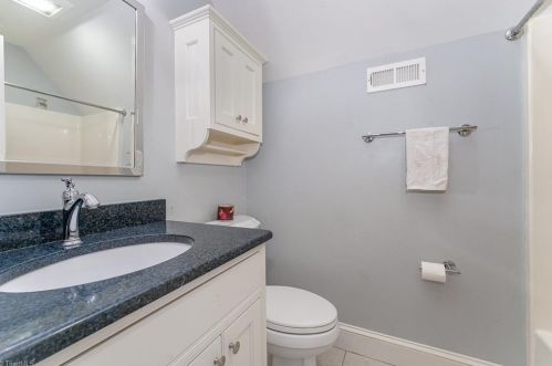 5317 Highstream Ct, Greensboro NC  27407-5825 exterior