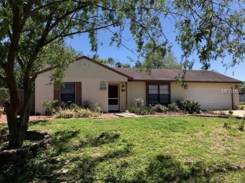 951 Mentmore Cir, Deltona, FL 32738-7806