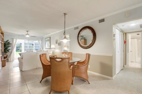 5540 Ocean Blvd, Boynton Beach, FL 33435-7077