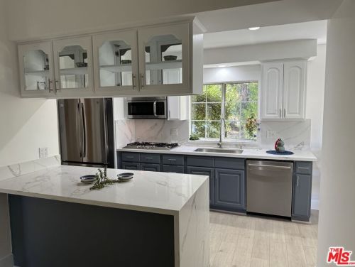 16821 Albers St, Van Nuys CA 91316-2603 exterior