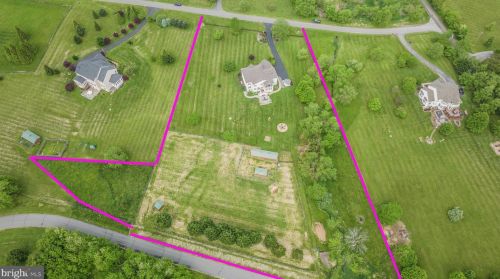 12760 Beebe Ct, Lovettsville VA  20180-2778 exterior