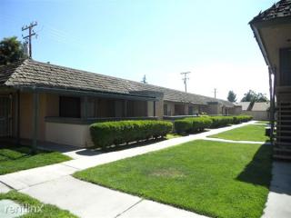 886 Main St, San Jacinto CA  92583-4402 exterior