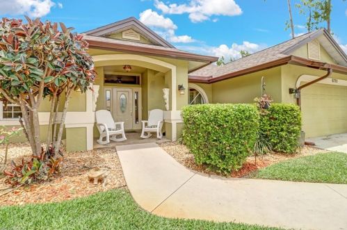 6795 Weatherby Ct, Naples, FL 34104-8372