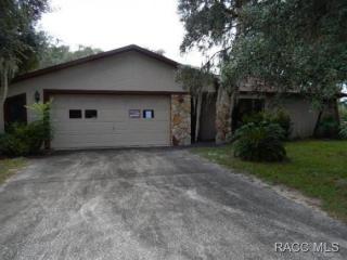 9204 Crescent Dr, Inverness, FL 34450-1857