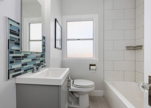 4512 Ellen St, Oakland CA 94601-4729 exterior