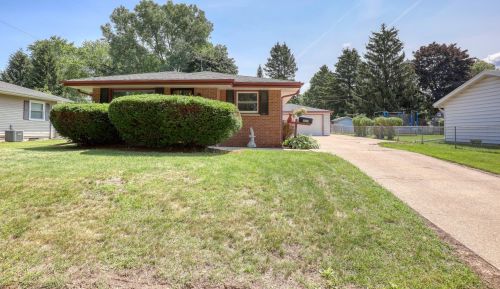 231 Western Ave, Waukesha WI  53188-3147 exterior