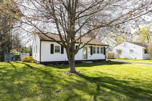 13 Peter Cooper Dr, Poughkeepsie NY  12601-1515 exterior