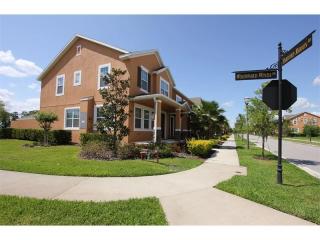 10392 Hartford Maroon Rd, Orlando, FL 32827-6926