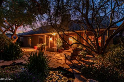 4537 Fernwood Ct, Cave Creek AZ  85331-3213 exterior