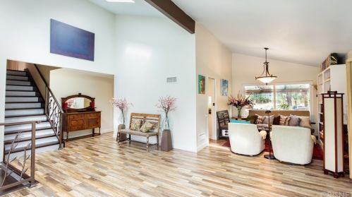 25346 Avenida Cappela, Santa Clarita, CA 91355-3221