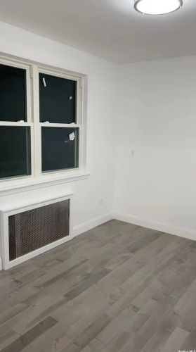 39 Campbell Ave, Williston Park NY  11596-1603 exterior