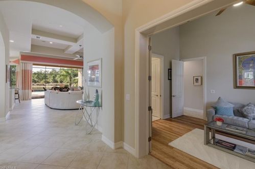 6375 Costa Cir, Naples FL  34113-1699 exterior