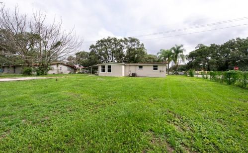 9741 Fowler Ave, Thonotosassa FL  33592-3415 exterior