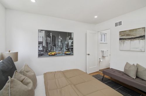 1570 Claremont Dr, San Bruno CA  94066-2708 exterior