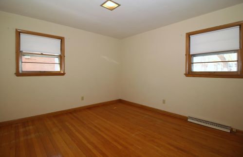 7200 Lakefield Dr, Milwaukee WI  53219-4024 exterior