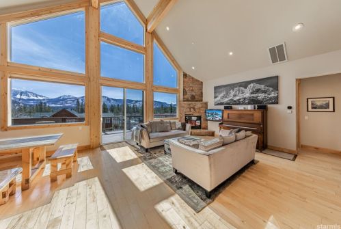 812 Elk Point Dr, South Lake Tahoe, CA 96150-5549