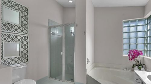 925 202nd Ave, Hollywood FL  33029-3442 exterior