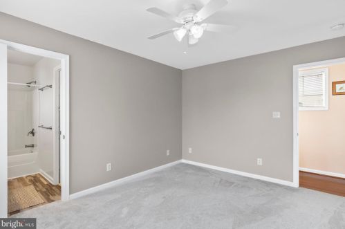 527 Willis St, Fredericksburg VA  22401-5650 exterior