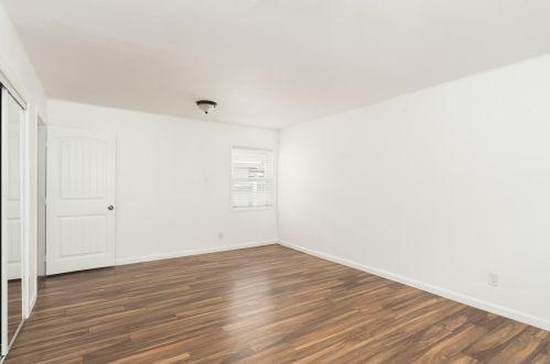 3257 L St, San Diego CA  92102-4332 exterior