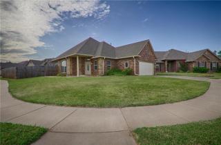 2101 9th St, Oklahoma City, OK 73160-8545