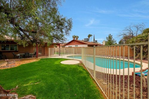 5030 Winchcomb Dr, Scottsdale AZ  85254-2861 exterior