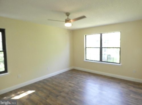 31 Rickard Ct, Lawrence Township NJ  08648-2669 exterior