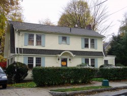 286 Ward St, Newton, MA 02459-1221