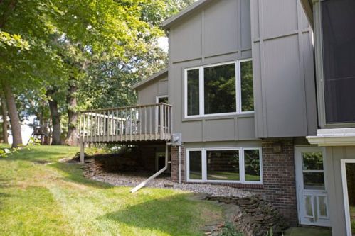 7114 Lake Shore Dr, Okoboji, IA 51355-5045