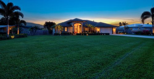 210 Camino St, Fort Pierce, FL 34952-2286