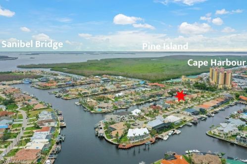 1516 57th Ter, Cape Coral, FL 33914-8000