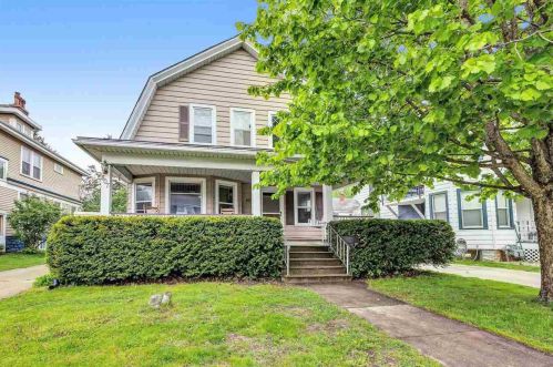 807 Oregon St, Green Bay, WI 54303-2839