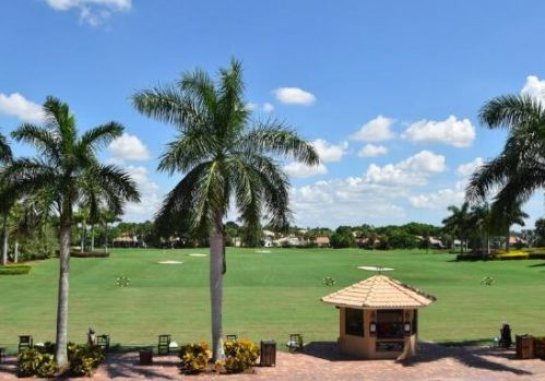 7449 Glendevon Ln, Delray Beach FL  33446-2802 exterior