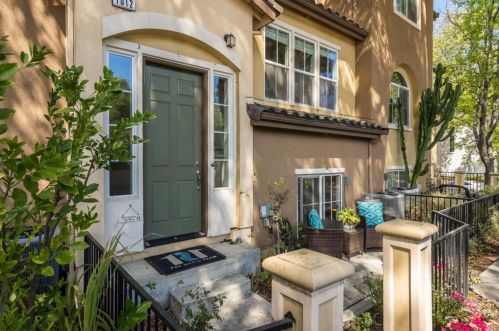 1012 Jena Ter, Sunnyvale, CA 94089-2109