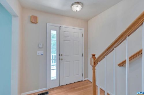 2 Riverside Dr, Bybee VA  22963-2021 exterior