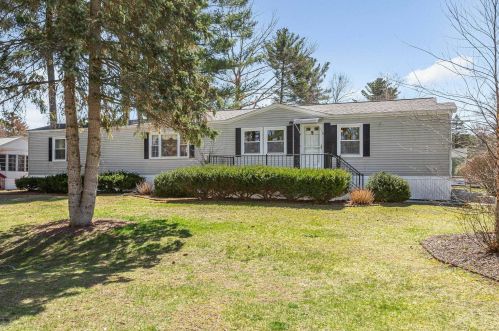 57 White Pine Dr, Hollis, NH 03049-6571