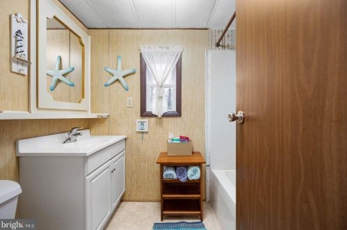 37548 Birch St, Millville DE  19970-4443 exterior