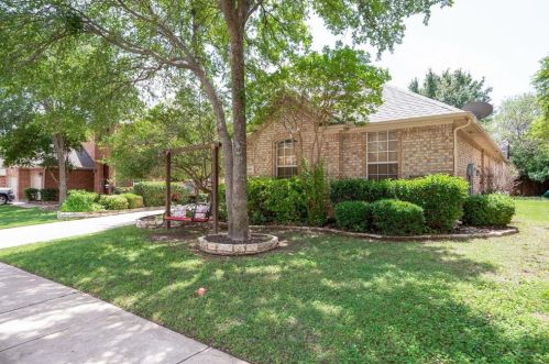 6502 Daisy Dr, Denton, TX 76208-7316