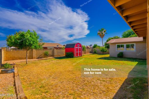 2157 Behrend Dr, Phoenix AZ  85027-4125 exterior