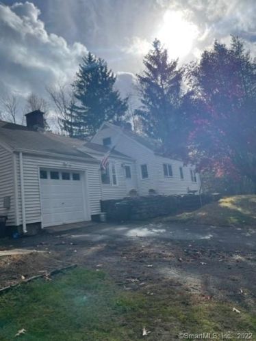 126 Main St, Bethlehem, CT 06751-2003