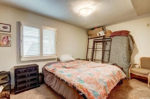 725 Stanford Ave, South Lake Tahoe CA  96150-2417 exterior