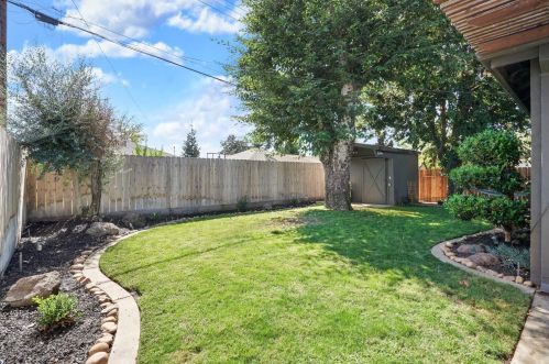 520 Falls Ave, Lodi CA  95240-1018 exterior