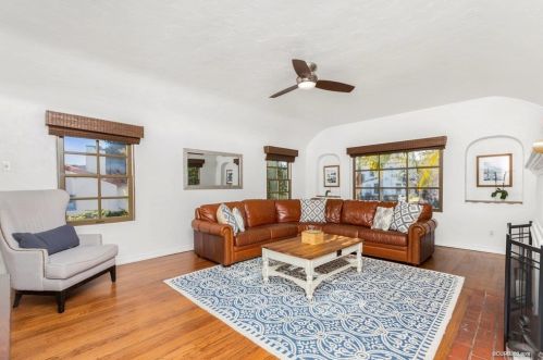 3336 Elliott St, San Diego CA 92106-1326 exterior