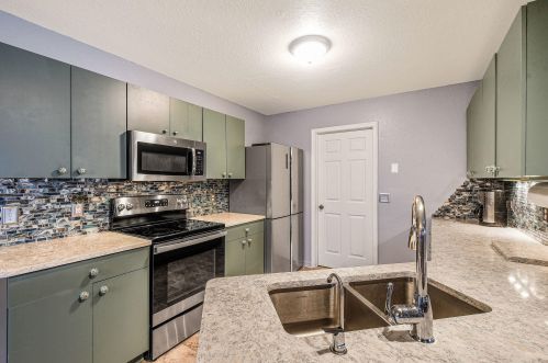 187 Camino Del Rio, Fort Pierce FL  34952-7931 exterior